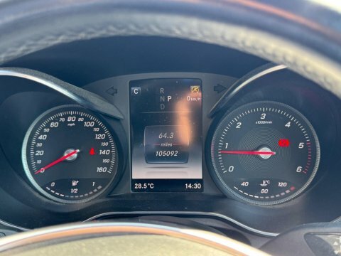 Mercedes-Benz GLC Class 2.0 Glc300 Mhev Sport Suv G Tronic Plus White #32