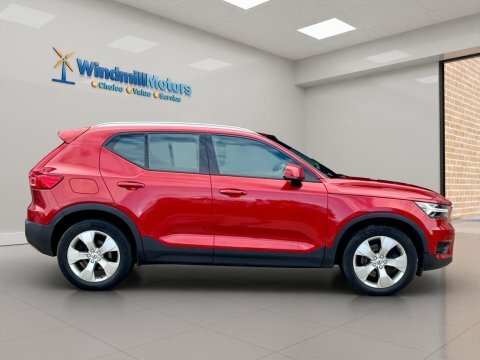 Volvo XC40 2.0 B4 Mhev ND70PSO Red #3