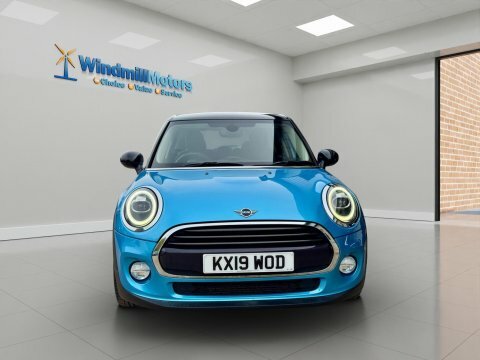 Mini Hatch 1.5 Cooper Classic KX19WOD Blue #4