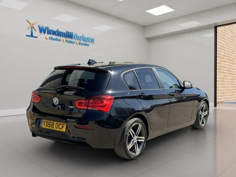 BMW 1 Series 1.5 118I Sport Black #4