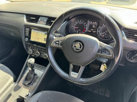 Skoda Octavia 2.0 Tdi Scout Grey #2