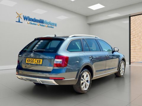 Skoda Octavia 2.0 Tdi Scout Grey #4