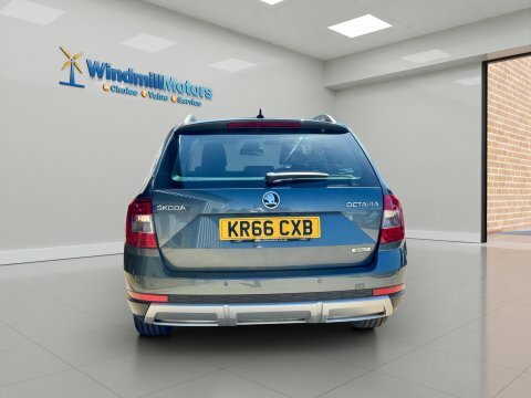 Skoda Octavia 2.0 Tdi Scout Grey #6