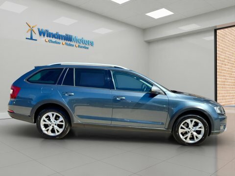 Skoda Octavia 2.0 Tdi Scout Grey #3