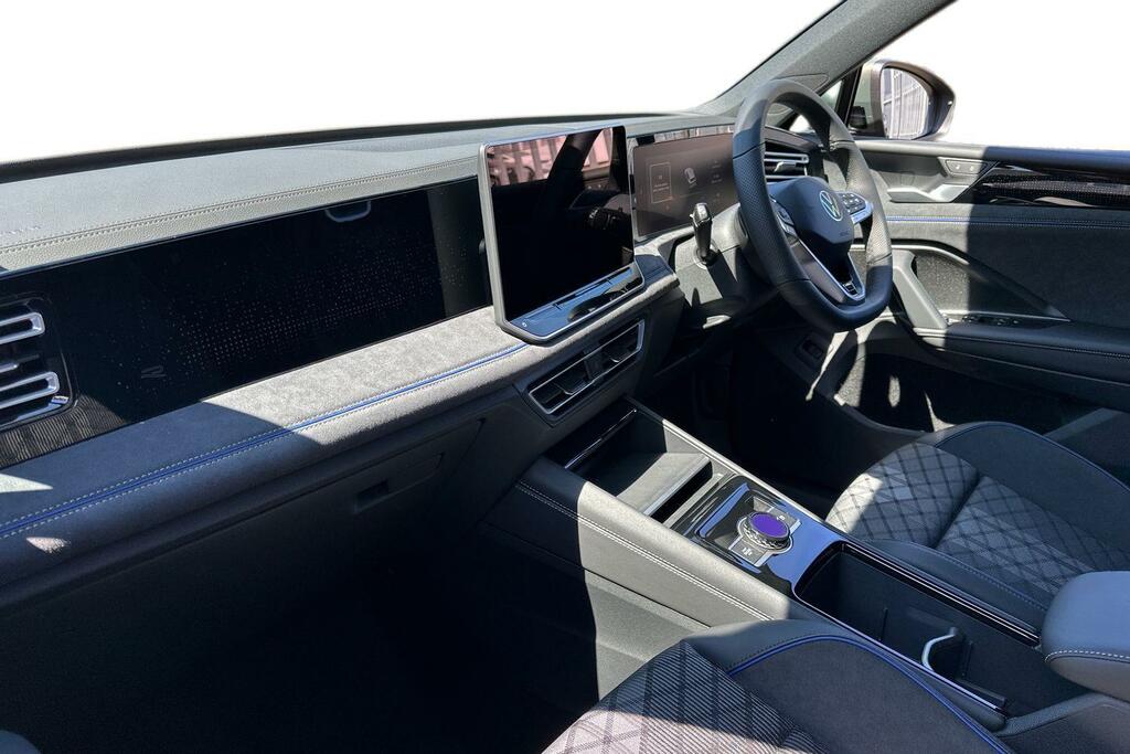 Volkswagen Tiguan Tiguan R-line 1.5 Etsi 150 Ps 7-Speed Dsg 2 Green #2