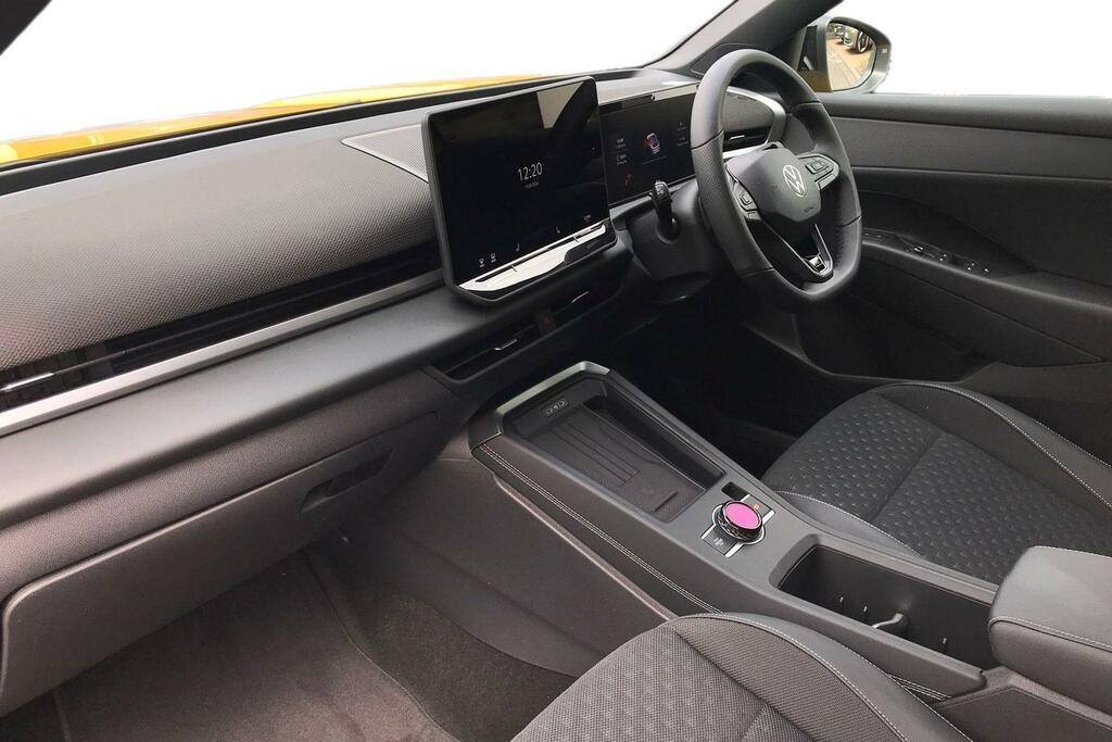 Volkswagen T-Roc New T-roc R-line 1.5 Etsi 150 Ps 7-Speed Dsg Yellow #2