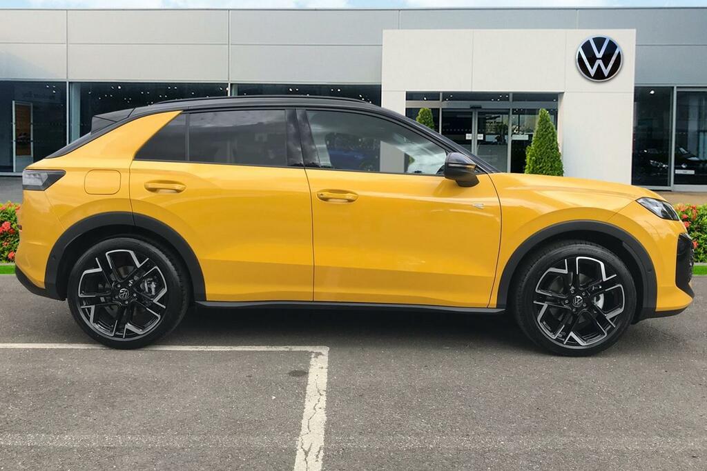 Volkswagen T-Roc New T-roc R-line 1.5 Etsi 150 Ps 7-Speed Dsg Yellow #4