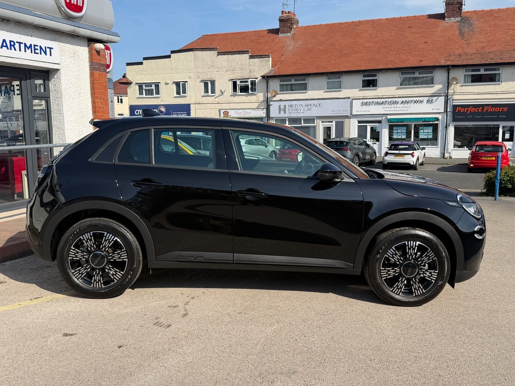 Fiat 600 1.2 Mhev Icon Suv Hybrid E-dct Euro 6 Black #3