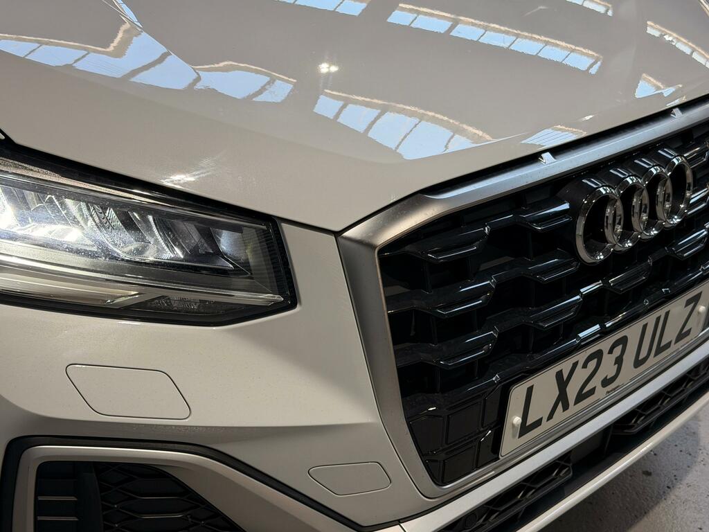 Audi Q2 1.5 Tfsi Cod 35 S Line Suv S Tronic Eur White #2