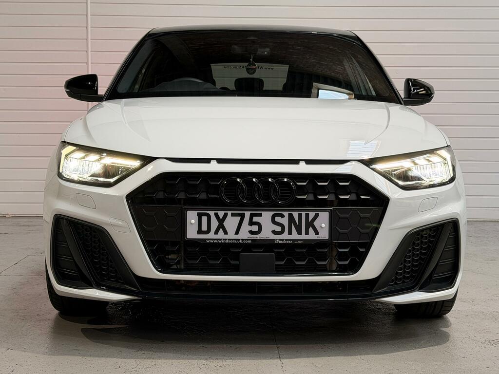 Audi A1 1.0 Tfsi 25 Black Edition Sportback S T White #3