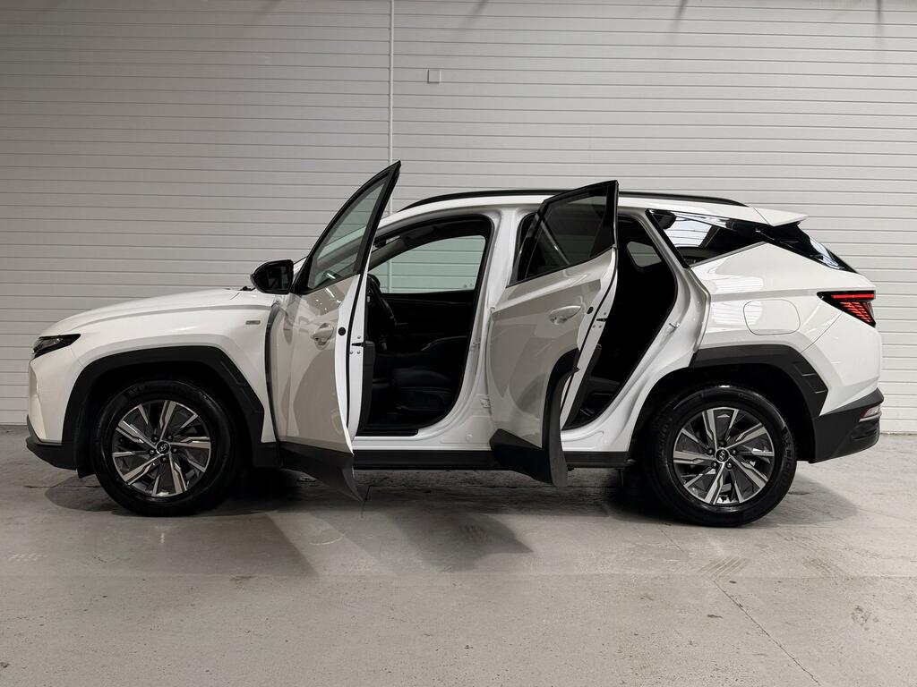 Hyundai Tucson 1.6 T-gdi Mhev Se Connect Suv Hybrid Dc White #6