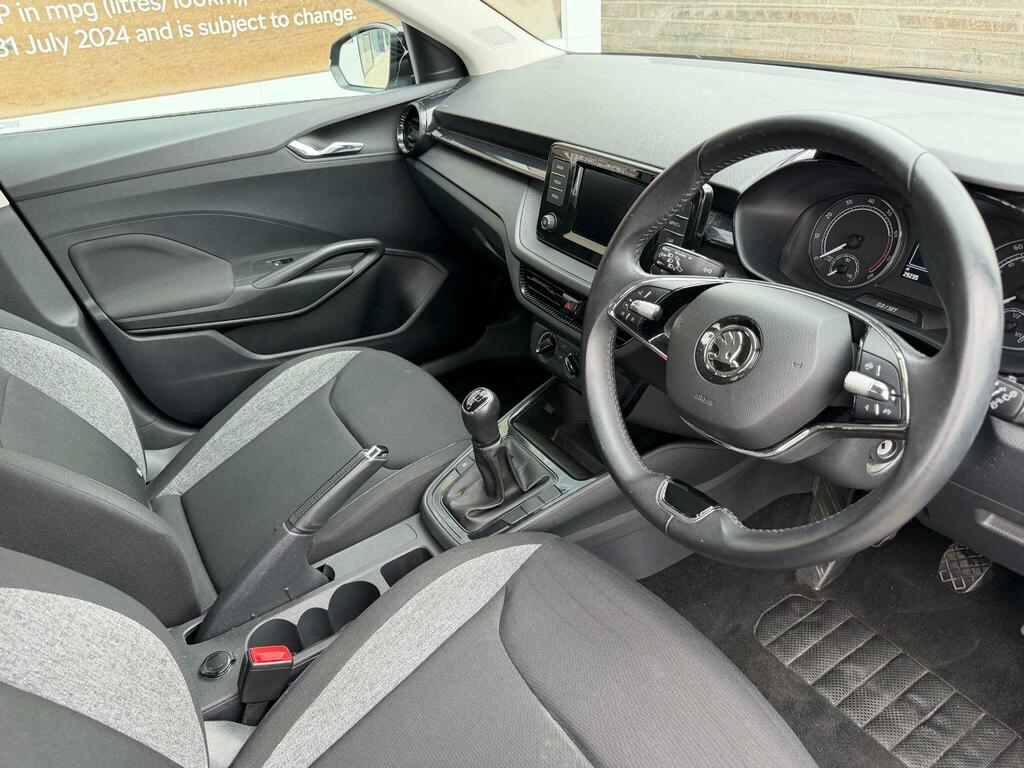 Skoda Fabia 1.0 Tsi Se Comfort Hatchback Eur Black #6