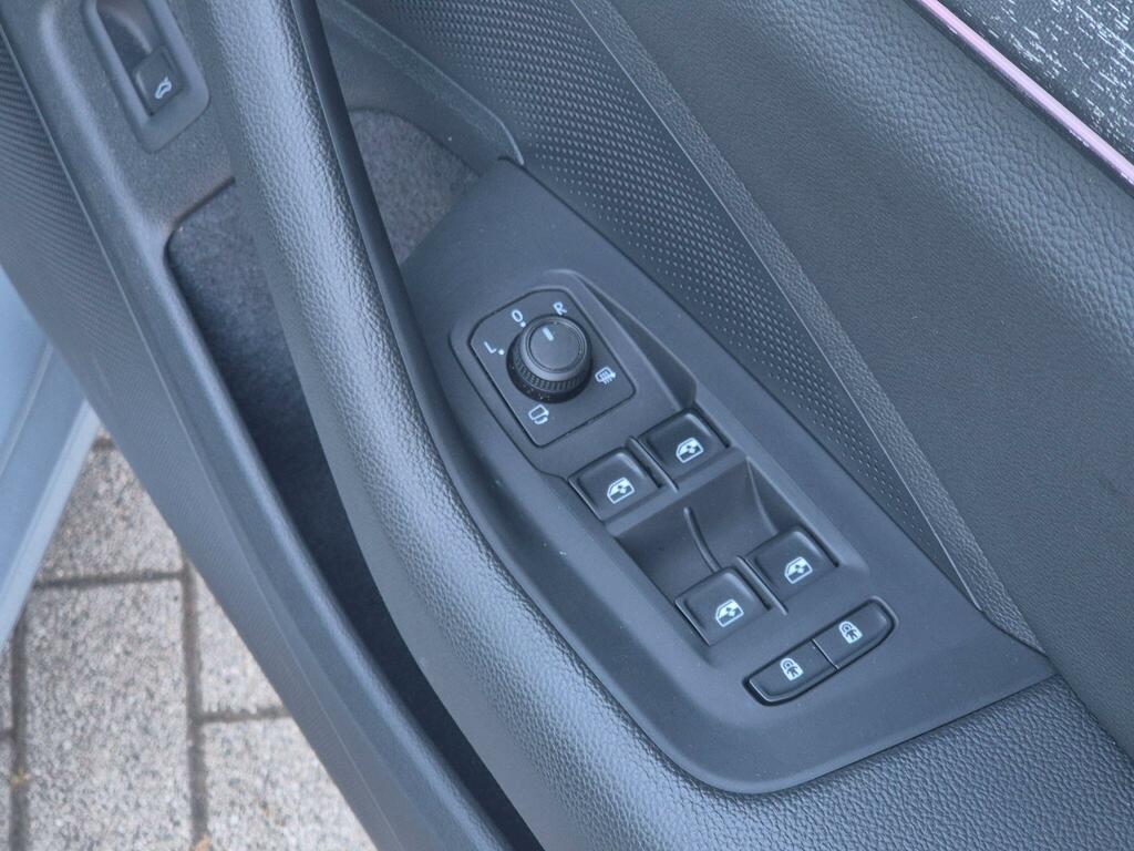Skoda Superb 2024 2.0 Tsi 190Ps Laurin Klement Dsg Estate Black #27