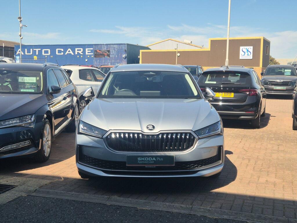 Skoda Superb 2024 2.0 Tsi 190Ps Laurin Klement Dsg Estate Black #5