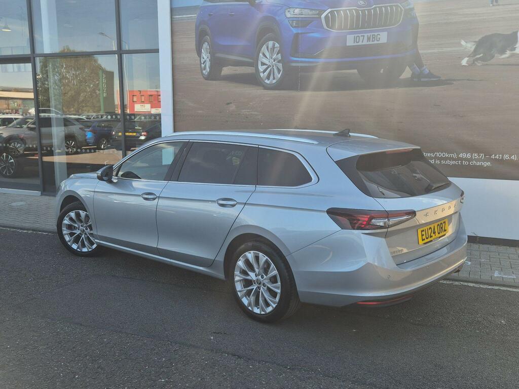 Skoda Superb 2024 2.0 Tsi 190Ps Laurin Klement Dsg Estate Black #2