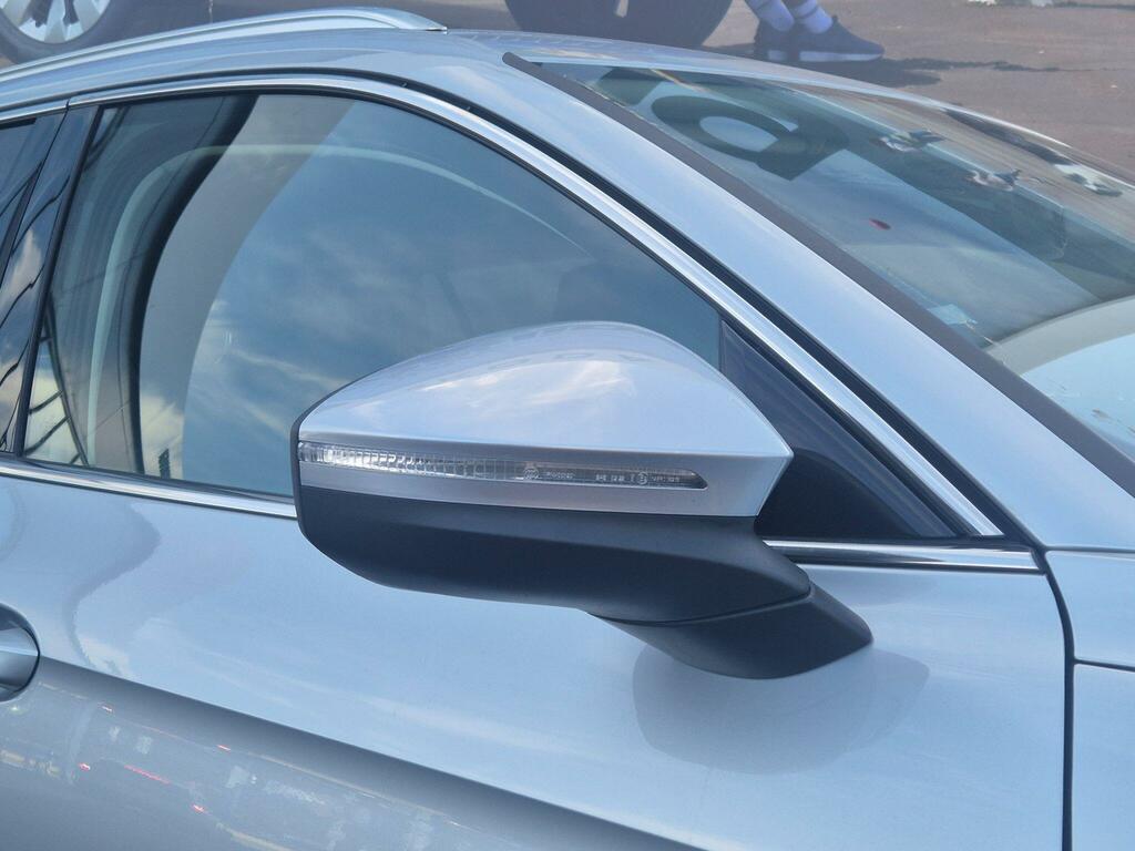 Skoda Superb 2024 2.0 Tsi 190Ps Laurin Klement Dsg Estate Black #39