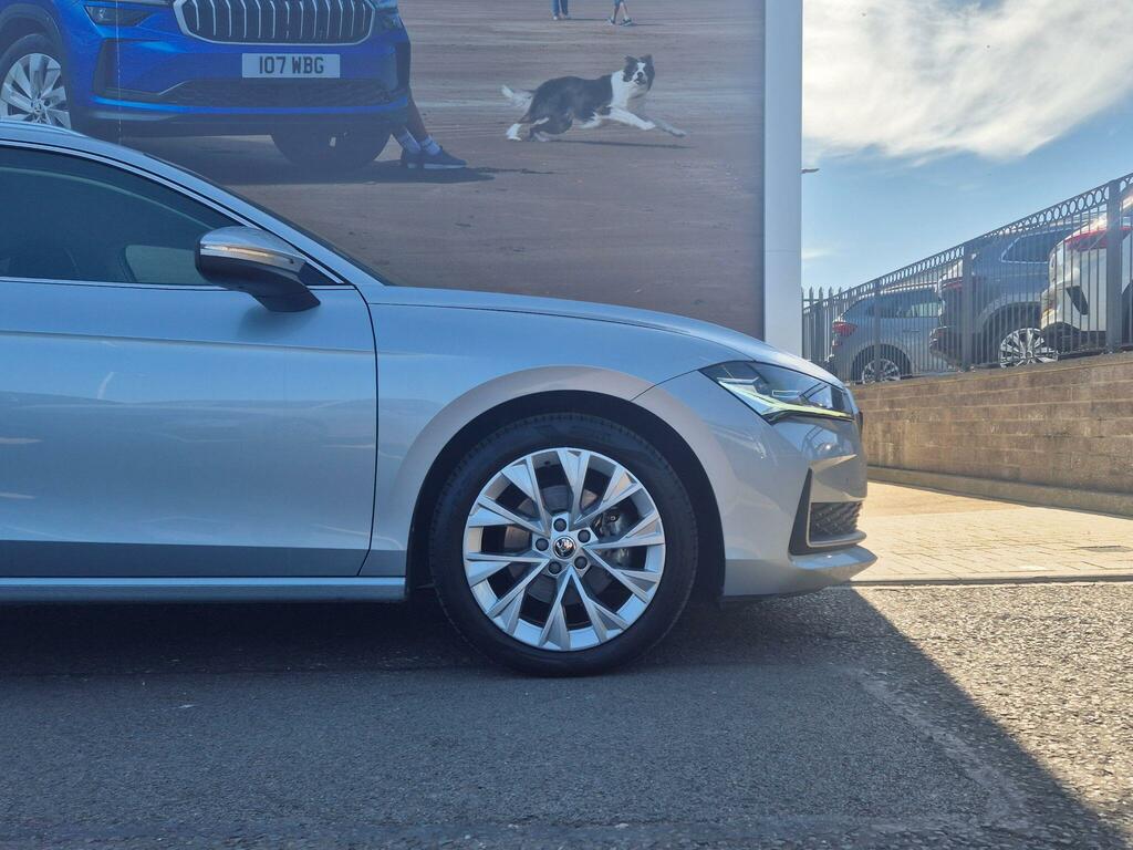 Skoda Superb 2024 2.0 Tsi 190Ps Laurin Klement Dsg Estate Black #9
