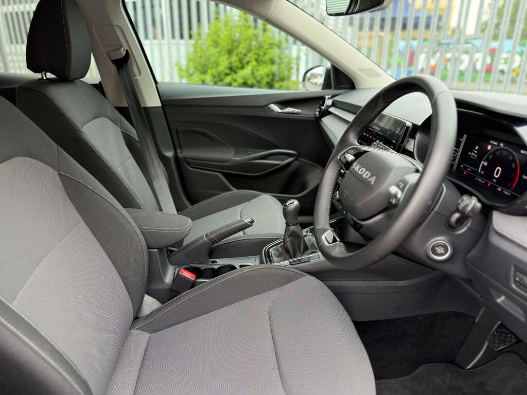 Skoda Fabia 1.0 Tsi Design Edition Hatchback Silver #6