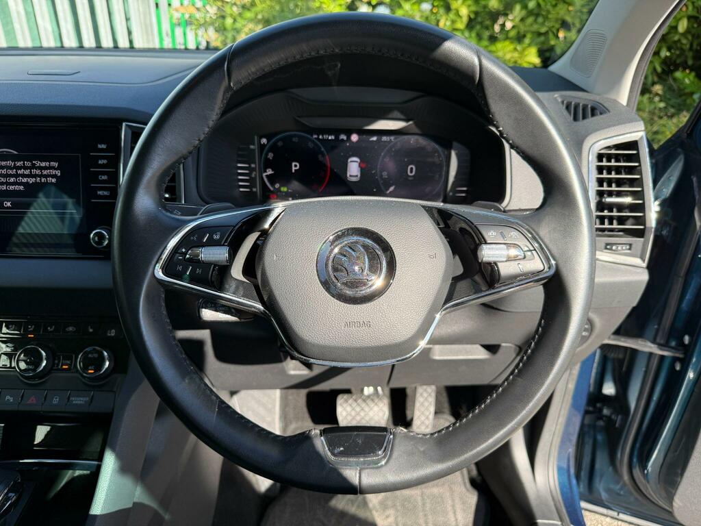 Skoda Karoq Suv 1.5 Tsi 150Ps Sportline Act Dsg Grey #46