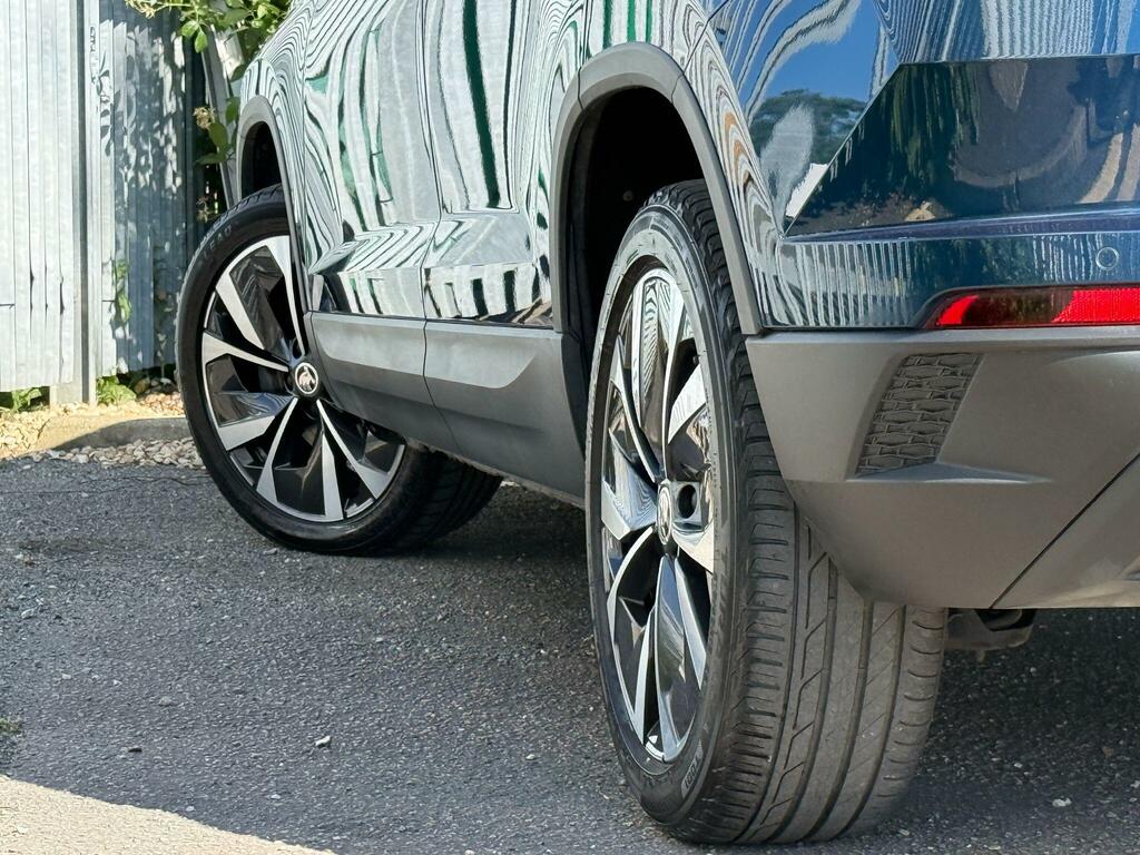 Skoda Karoq Suv 1.5 Tsi 150Ps Sportline Act Dsg Grey #50