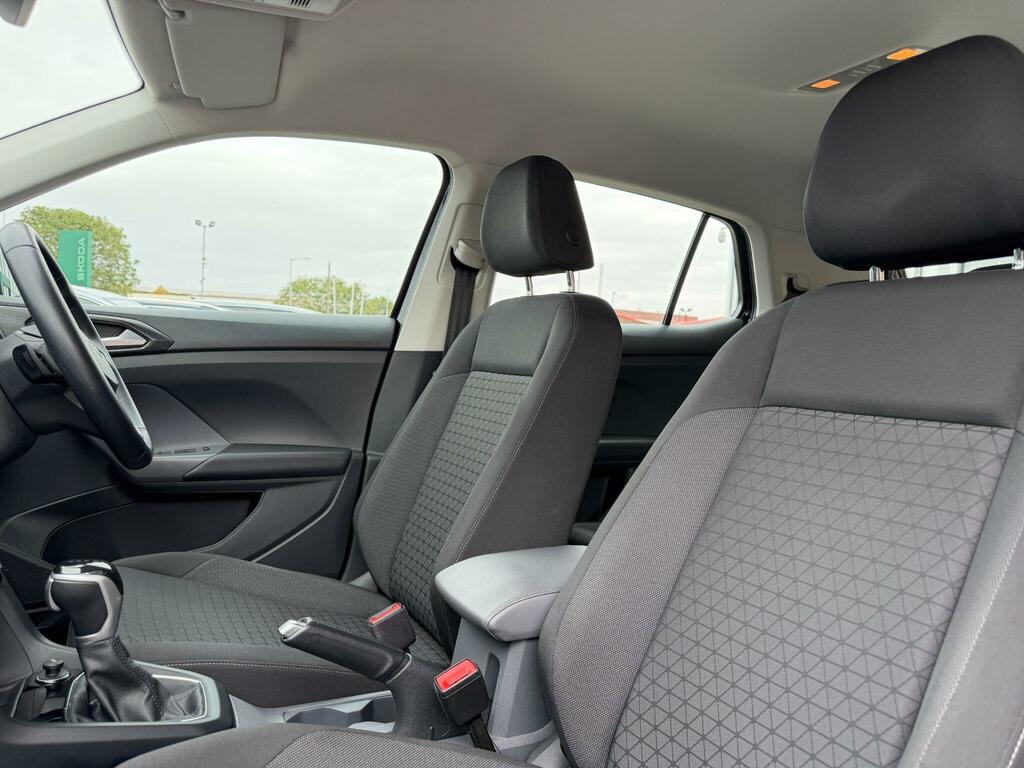 Volkswagen T-Cross Volkswagen T-cross Estate Se 1.0 Tsi 95Ps 5-Speed White #32