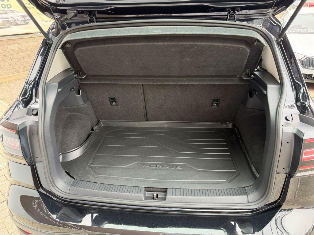 Volkswagen T-Cross Volkswagen T-cross Estate Se 1.0 Tsi 95Ps 5-Speed White #30