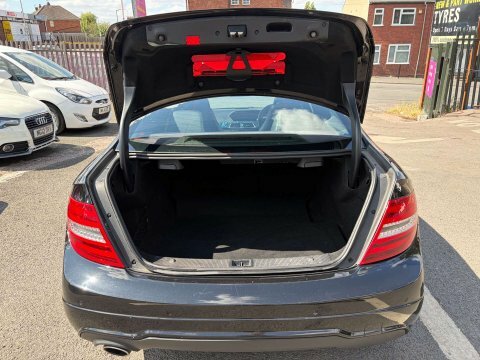 Mercedes-Benz C Class 2.1 C220 Cdi Executive Se 7G-tronic Plus Black #32