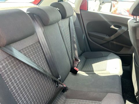 Volkswagen Polo 2019 68 1.0  #2