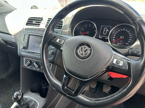 Volkswagen Polo 2019 68 1.0  #5