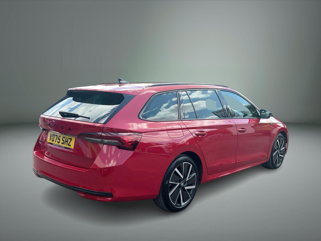 Skoda Octavia 1.5 Tsi E-tec Mhev Act Sportline Dsg Euro 6 Ss Red #4
