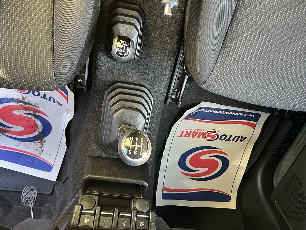 Suzuki Jimny 1.5 Allgrip 101 Bhp Silver #20