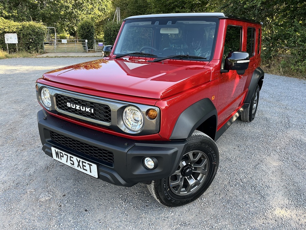 Suzuki Jimny Nomade Sz5 Red