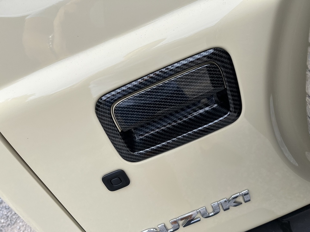 Suzuki Jimny 1.5 Jimny Allgrip 4Wd White #25