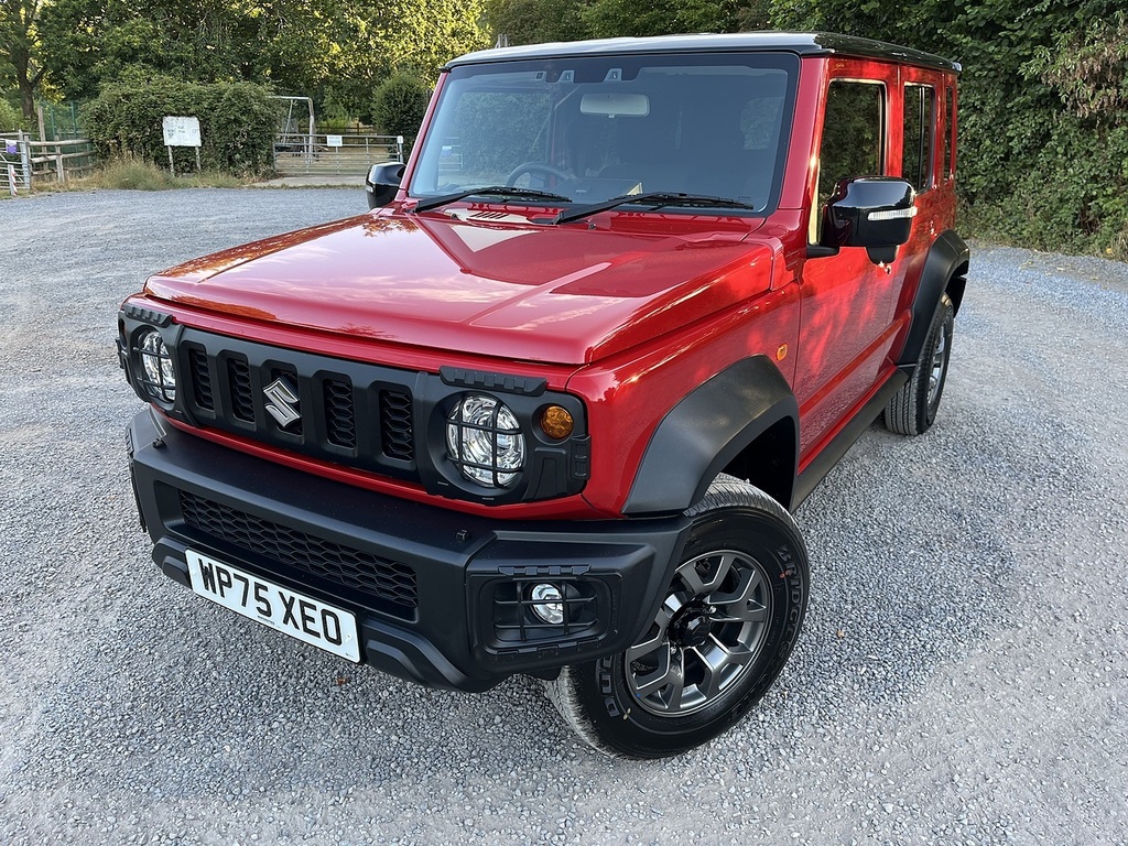 Suzuki Jimny Nomade Sz5 Red