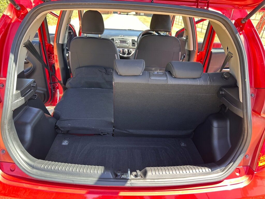 Kia Picanto Vr7 1.0 Hatchback 68 Bhp #37