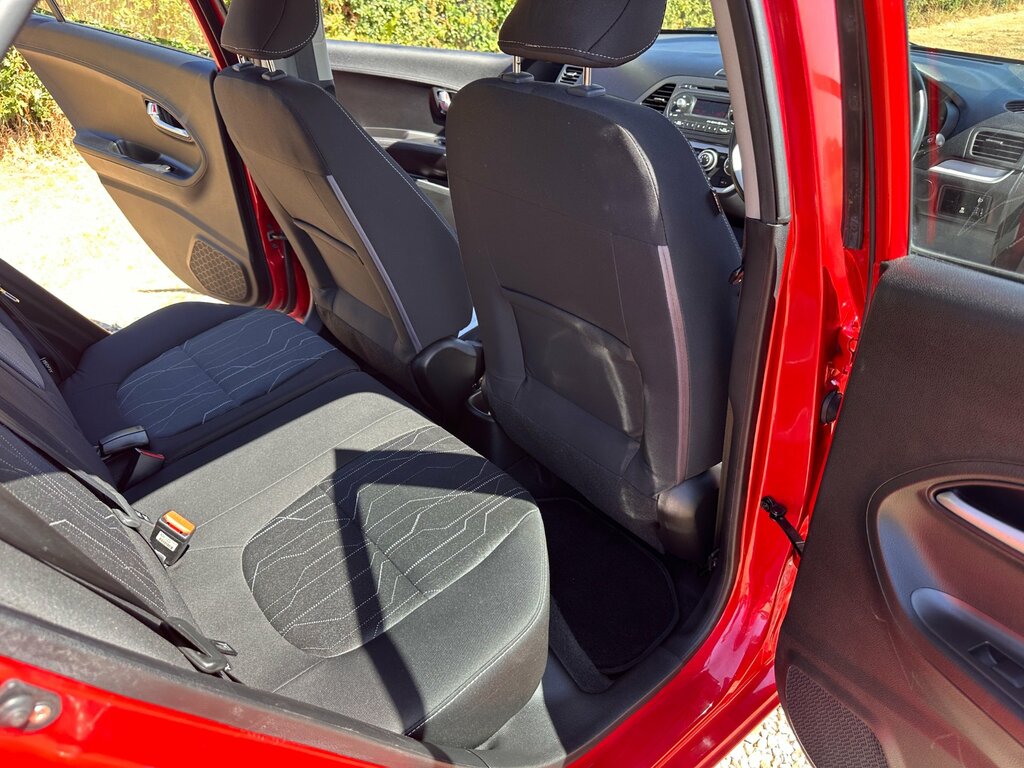 Kia Picanto Vr7 1.0 Hatchback 68 Bhp #34