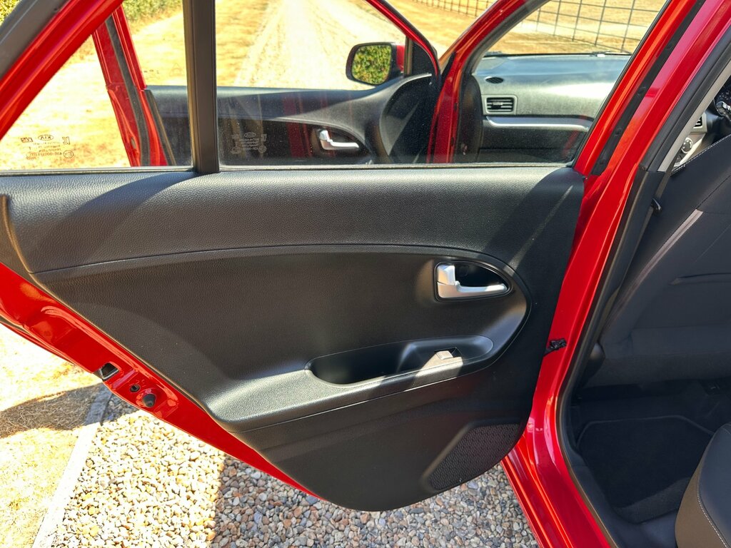 Kia Picanto Vr7 1.0 Hatchback 68 Bhp #40