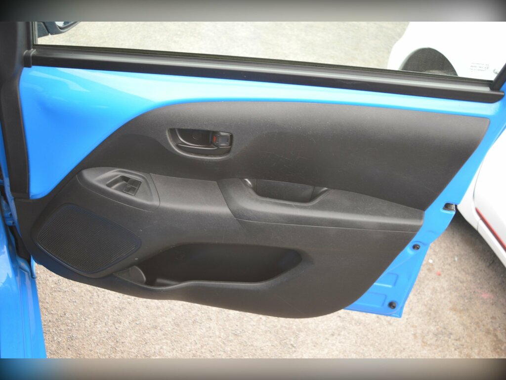 Peugeot 108 1.0 Active Hatchback Euro 6 68 Blue #4