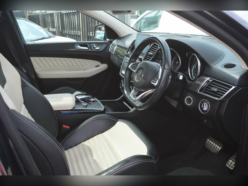 Mercedes-Benz GLE Coupe 3.0 Gle450 V6 Amg Premium Plus Coupe Grey #2