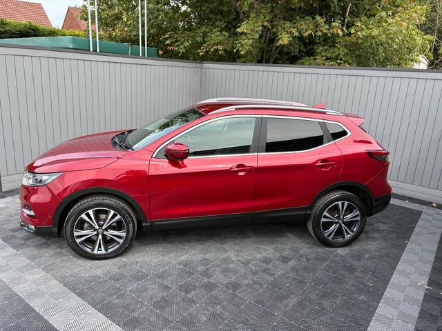 Nissan Qashqai 1.5 Dci N-connecta Suv Dct Euro 6 CE19UWO Red #3