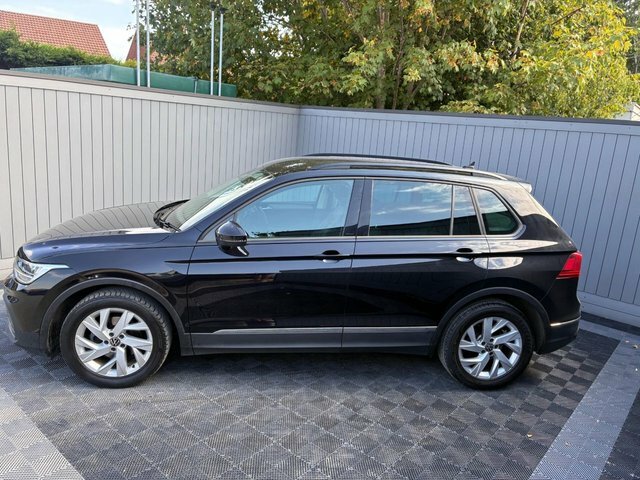 Volkswagen Tiguan 1.5 Tsi Life Suv Euro 6 Ss 1 Black #3