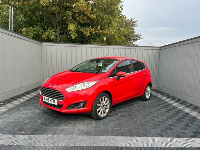 Ford Fiesta 1.0 Titanium Hatchback Euro 6 S Red #2