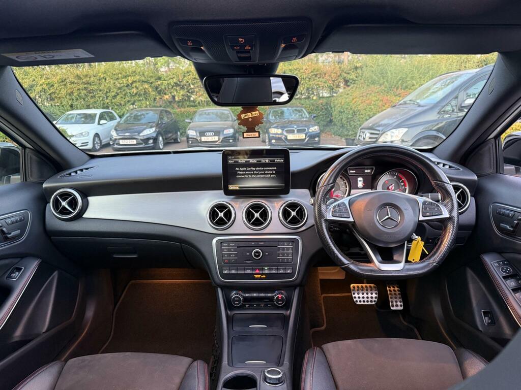 Mercedes-Benz GLA Class Amg Line White #2