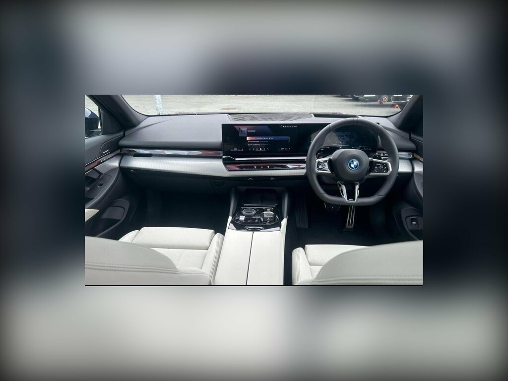 BMW 5 Series 2.0 530E 22.1Kwh M Sport Saloon Plug-in Blue #6
