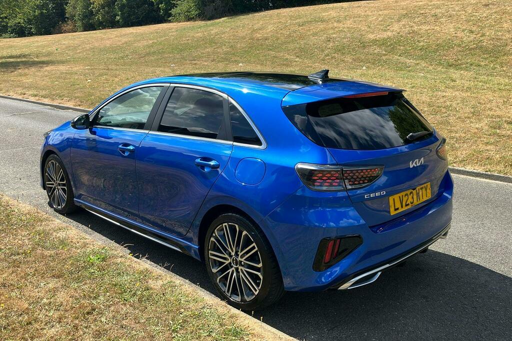 Kia Ceed 1.5 T Gdi Gt Line S Hatchback Dct Blue #2