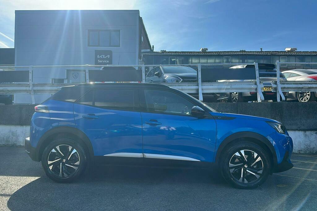 Peugeot e-2008 50Kwh Gt Suv AO23XKN Blue #5