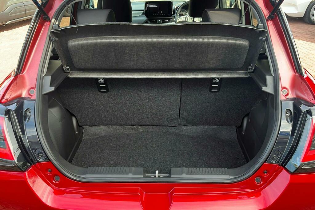 Suzuki Swift 1.2 Mhev Ultra Hatchback Hybrid White #10