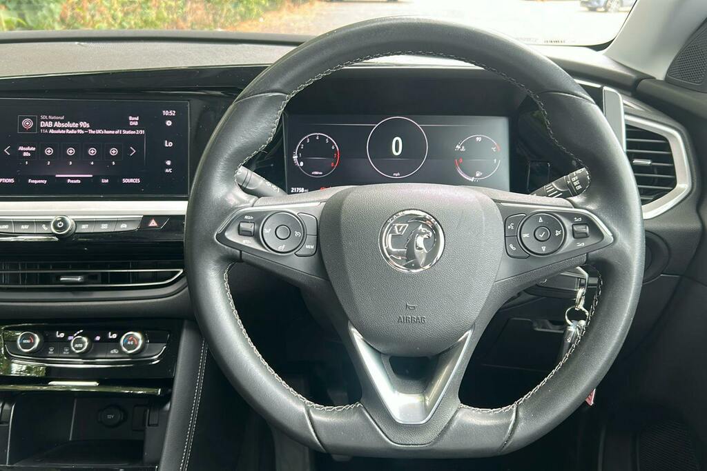 Vauxhall Grandland Elite White #11