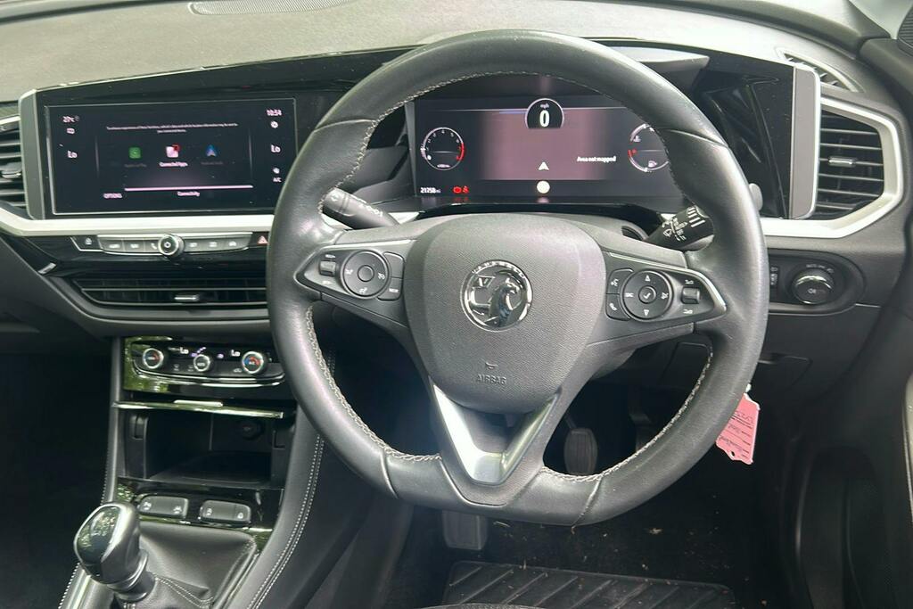 Vauxhall Grandland Elite White #30