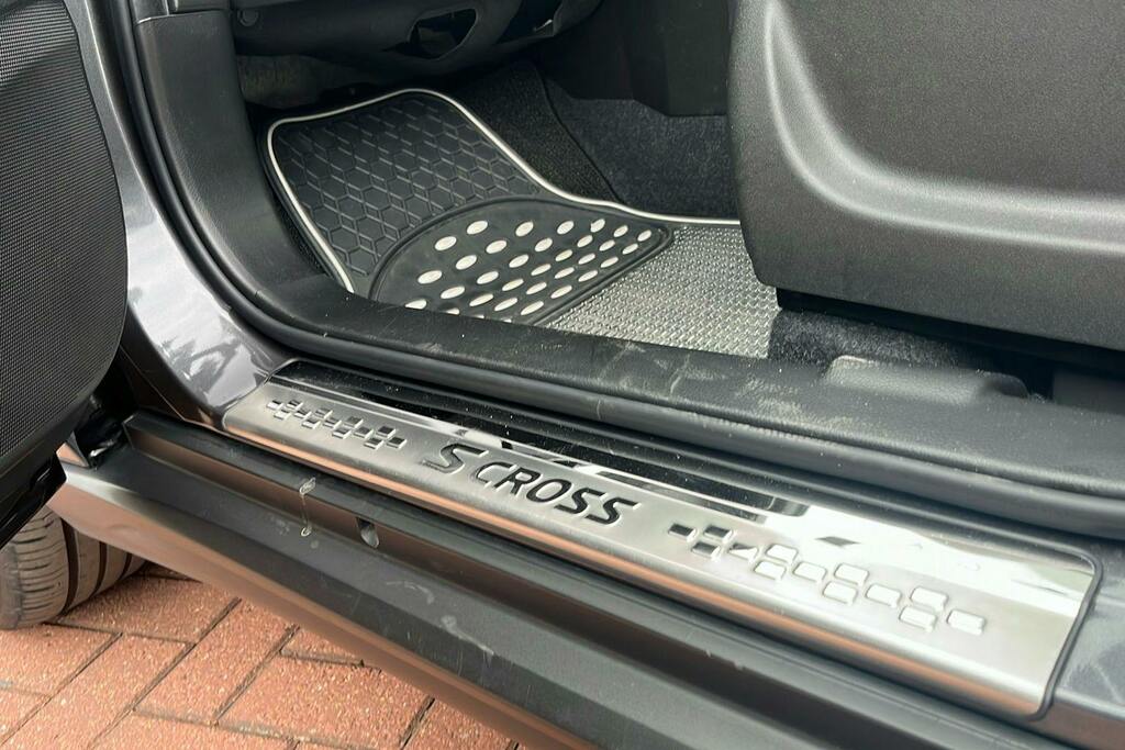 Suzuki S Cross 1.5 Hybrid Motion Ags Black #36